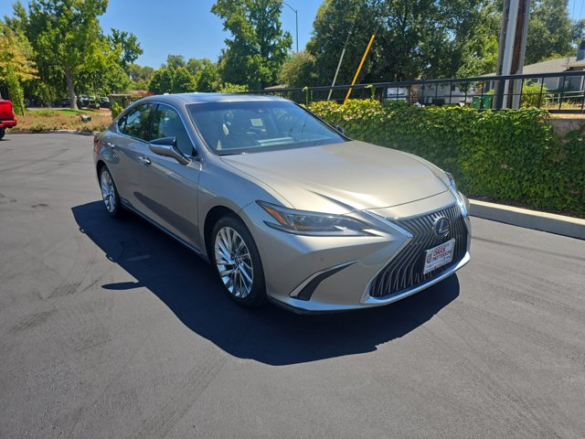 2021 Lexus ES ES 300h Luxury
