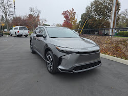 2025 Toyota bZ4X XLE