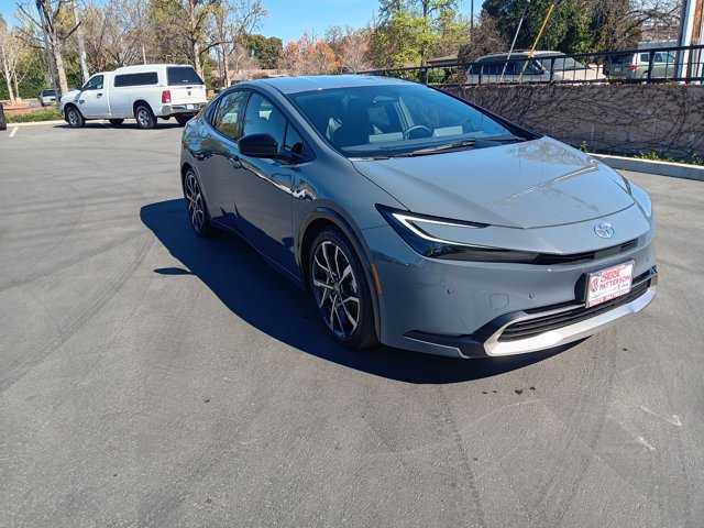 2025 Toyota Prius Plug-In Hybrid XSE